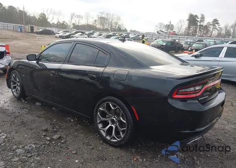 2015 Dodge Charger Road/Track z USA, uszkodzony, nr VIN 2C3CDXCT3FH738223